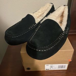 UGG Ansley NWT Black Slipper Loafer Moccasin